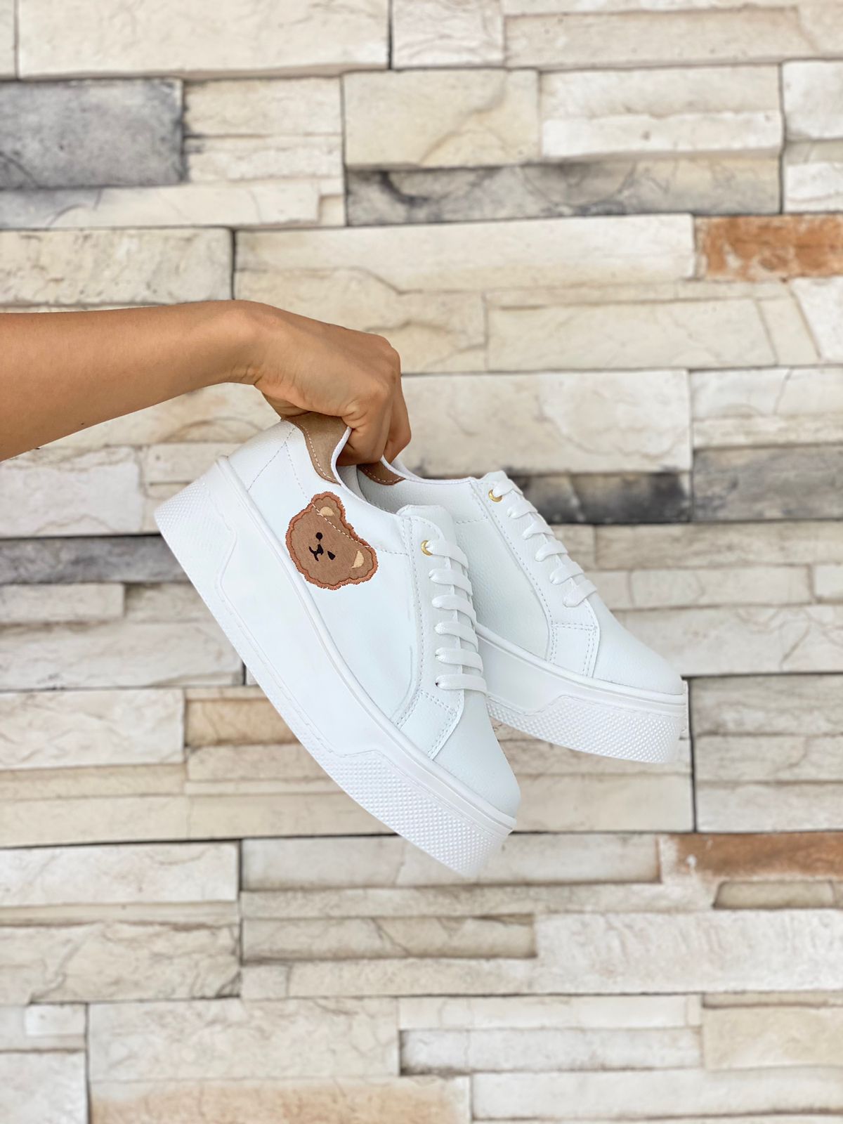 Teddy Bear White  | Tenis con bordado de oso para mujer